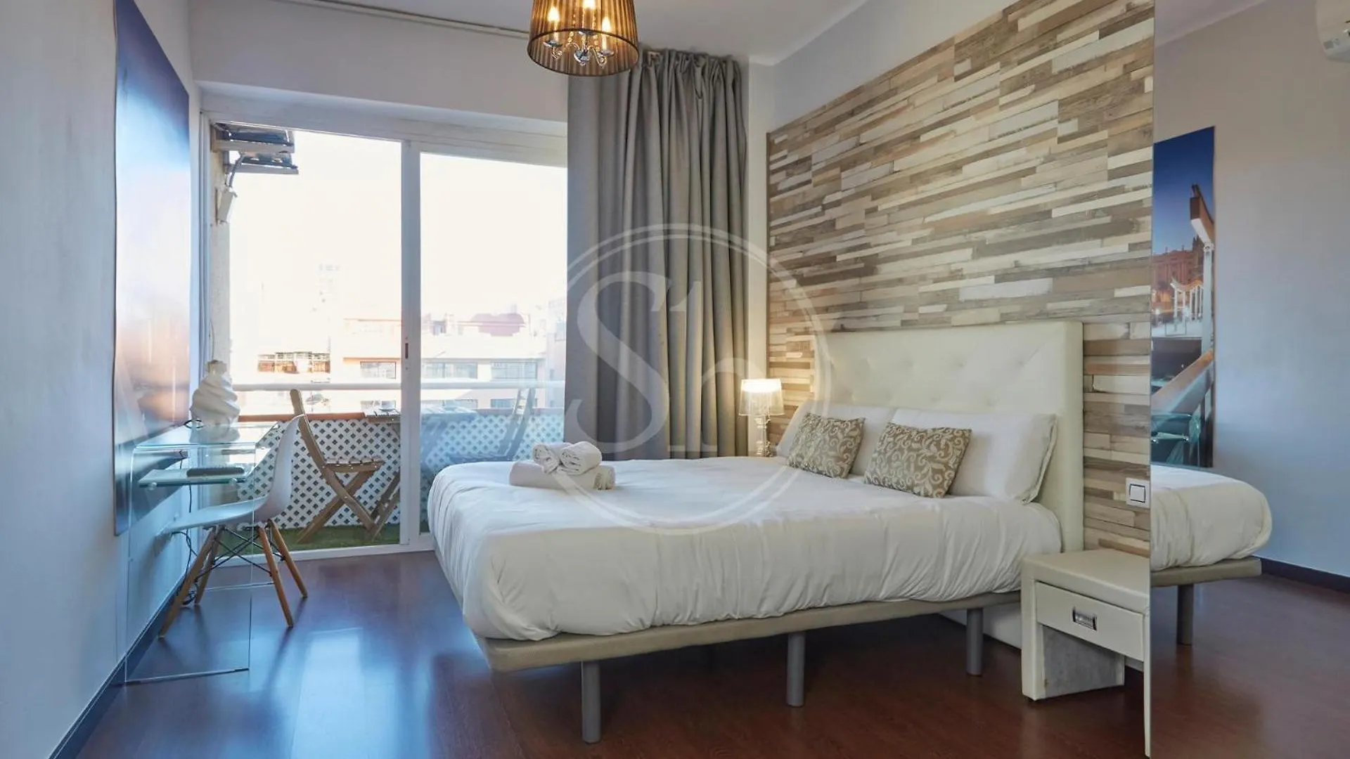 Moderno Estudio En Eixample 바르셀로나
