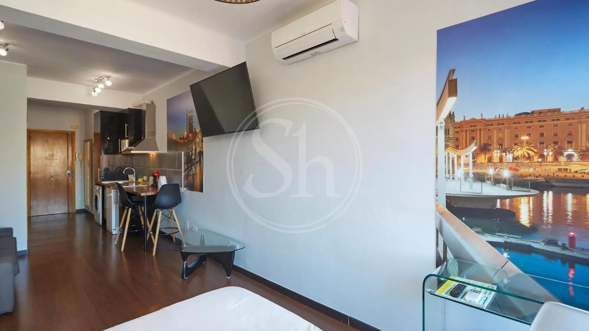 Moderno Estudio En Eixample Barcelona Spain