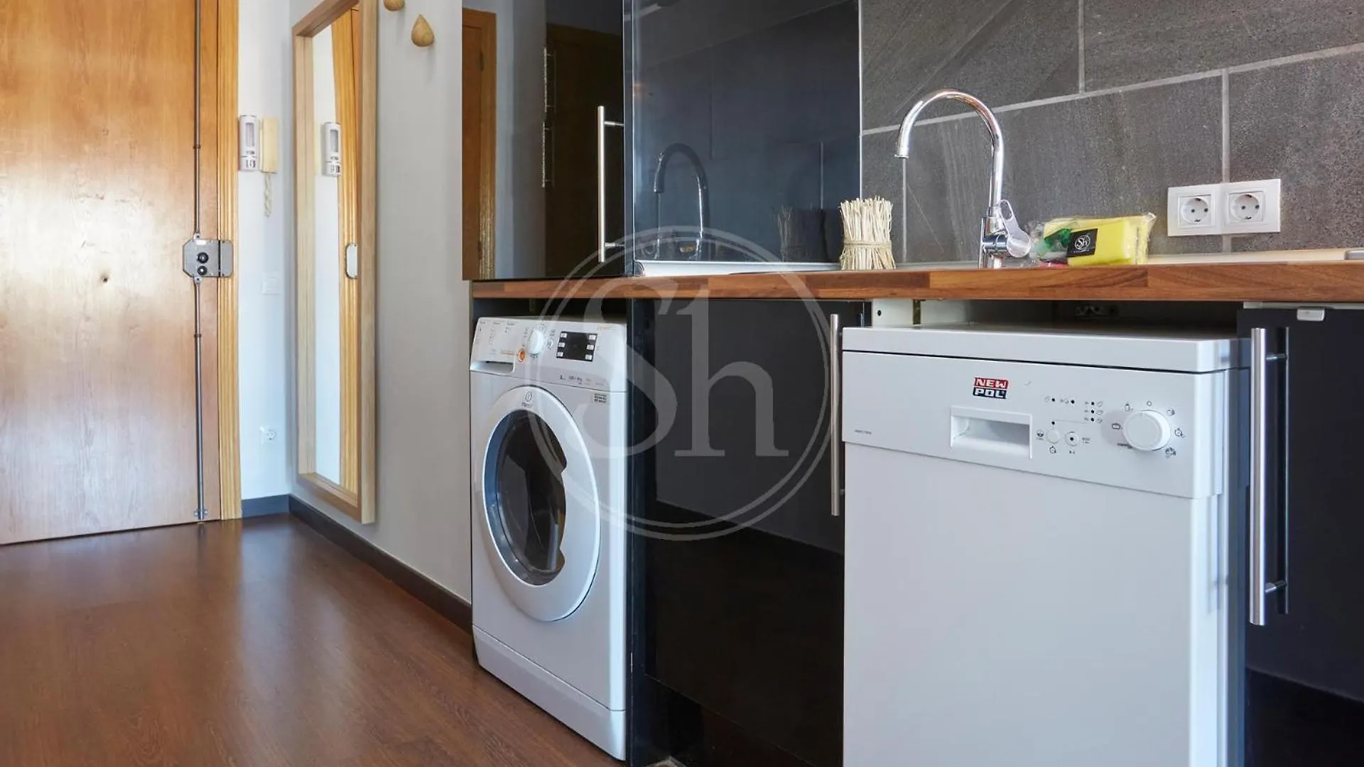 Moderno Estudio En Eixample Barcelona